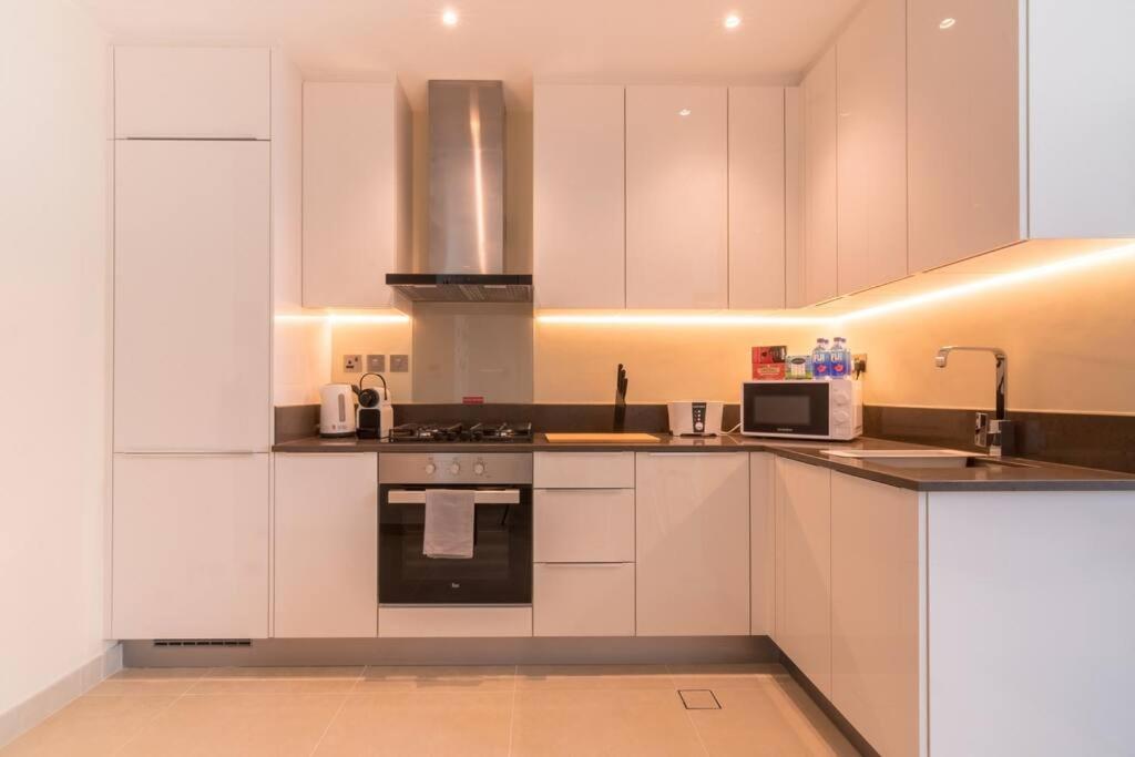 First Class 1br Stunning And Spacious * Dubai